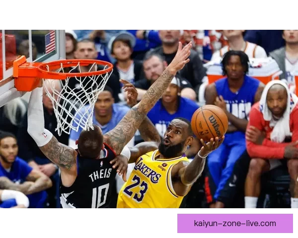 湖人全队互换球衣欢乐训练 东詹带头笑声不断 雷迪克透露卢卡对禁赛感到失望